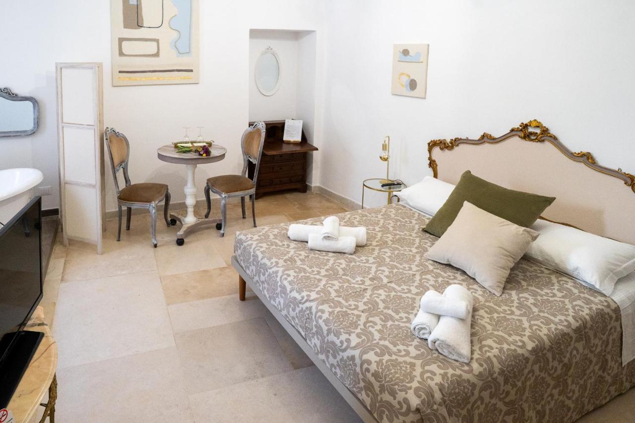 Corte Pietrantica - Charming Rooms & Suites Giovinazzo Exterior foto